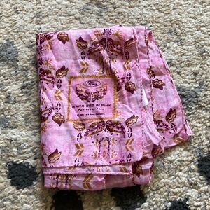 Warriors in Pink Scarf POWERED BY FORD